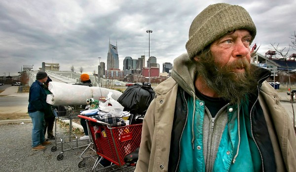 Man-in-american-poverty1-600x350