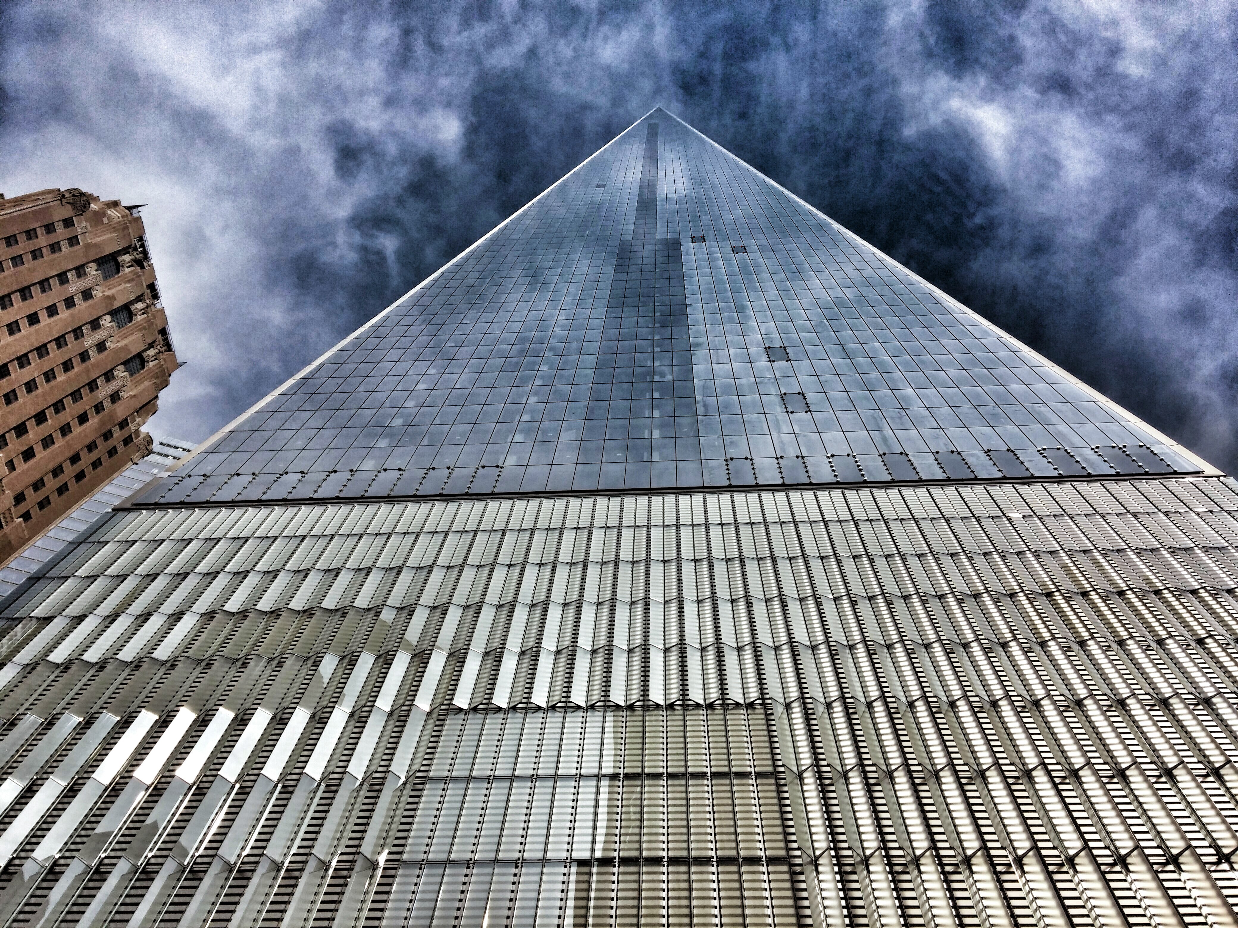 Freedom_Tower,_June_8,_2014,_West_Side_Street_View_(2)