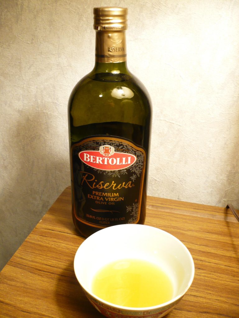 olive_oil_bottle_bertolli_riserva_premium