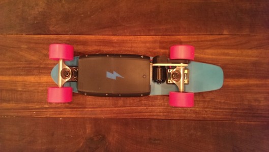 Electric Bubblegum Skateboard With 3D-Printed Parts