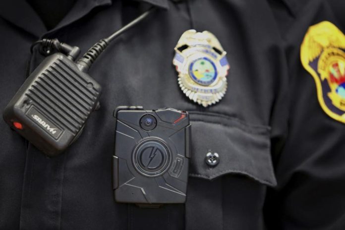 Police to wear body cams