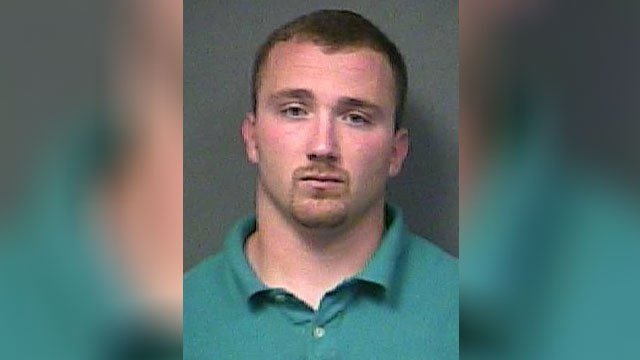 cop indicted for raping women