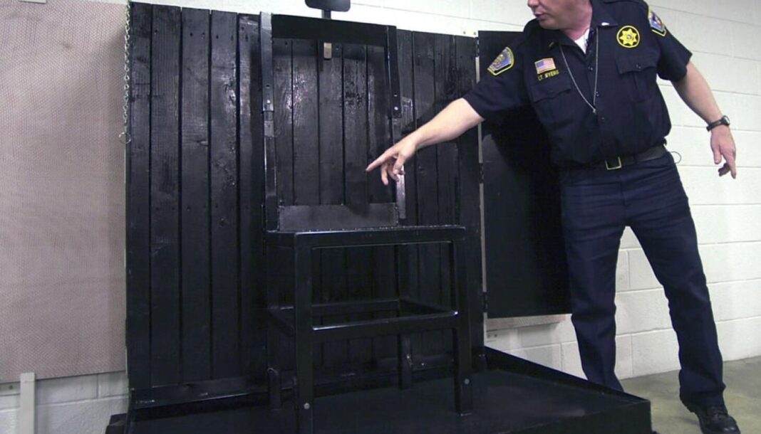 South Carolina Inmate Picks Firing Squad Over Electric Chair As Execution Looms